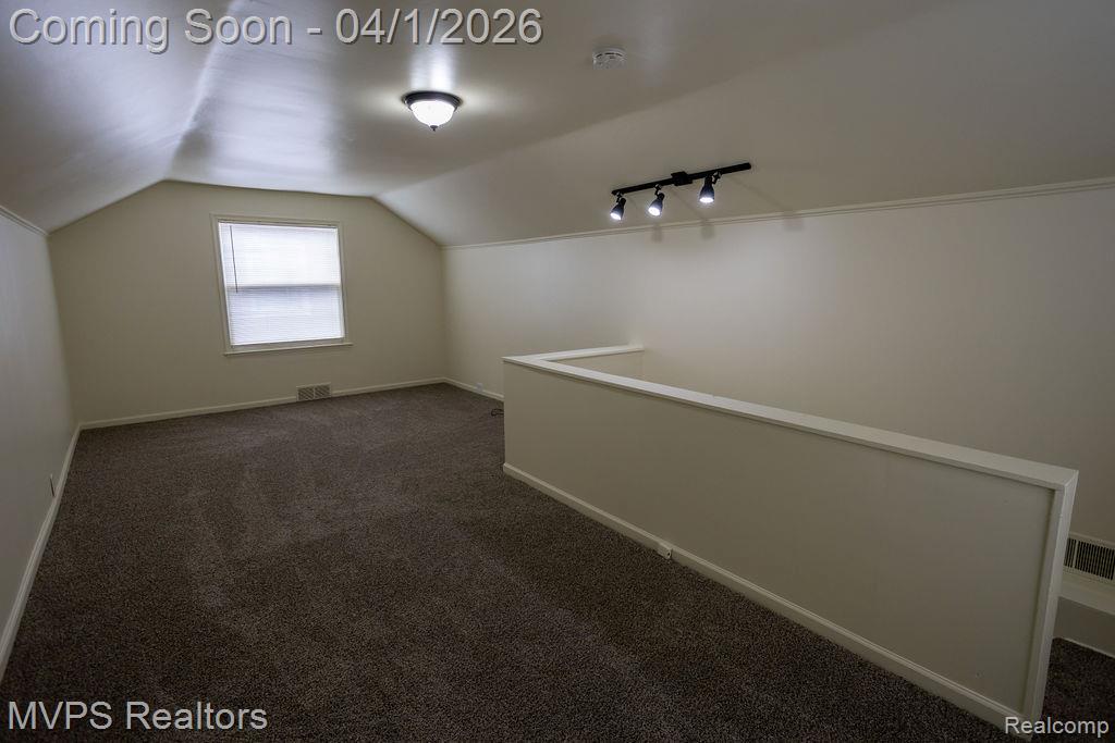 21465 Bournemouth Street, Harper Woods, MI 48225 — Photo 8
