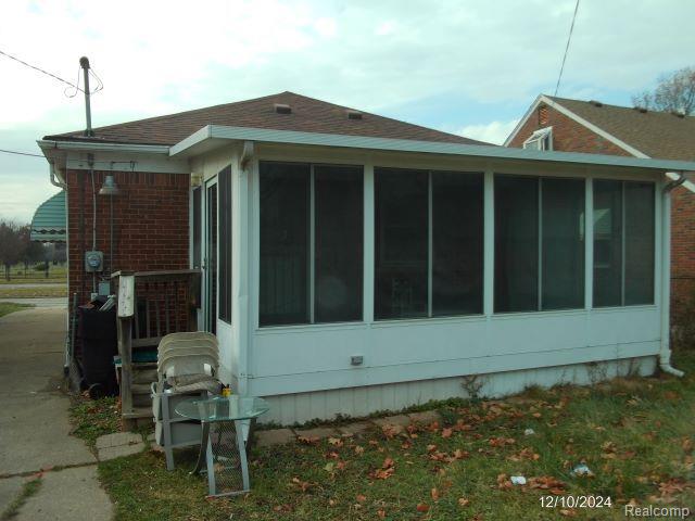 5727 E OUTER Drive, Detroit, MI 48234 — Photo 3