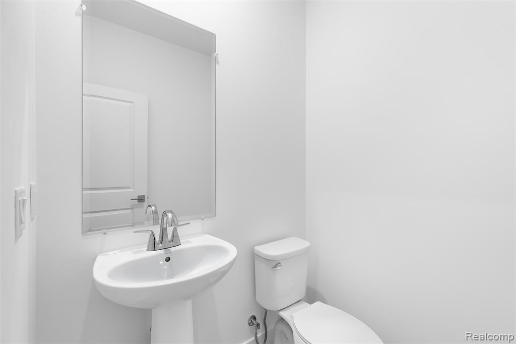 49530 Coldwater Ridge Drive, Northville, MI 48168 — Photo 42