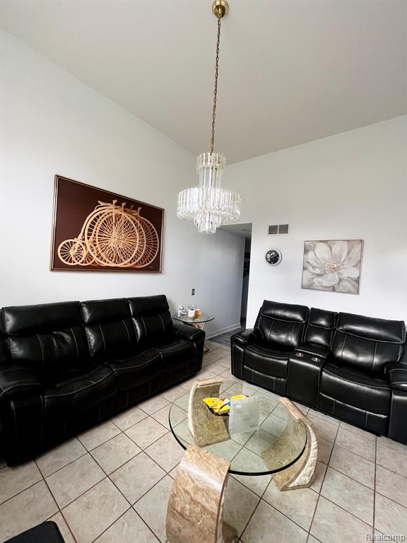 5454 MEADOW CREEK Court, Flint, MI 48532 — Photo 7