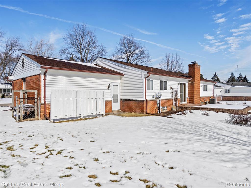 87 CARTER Drive, Troy, MI 48098 — Photo 25