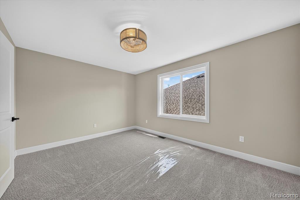 54462 Brenda Drive, Macomb, MI 48042 — Photo 35