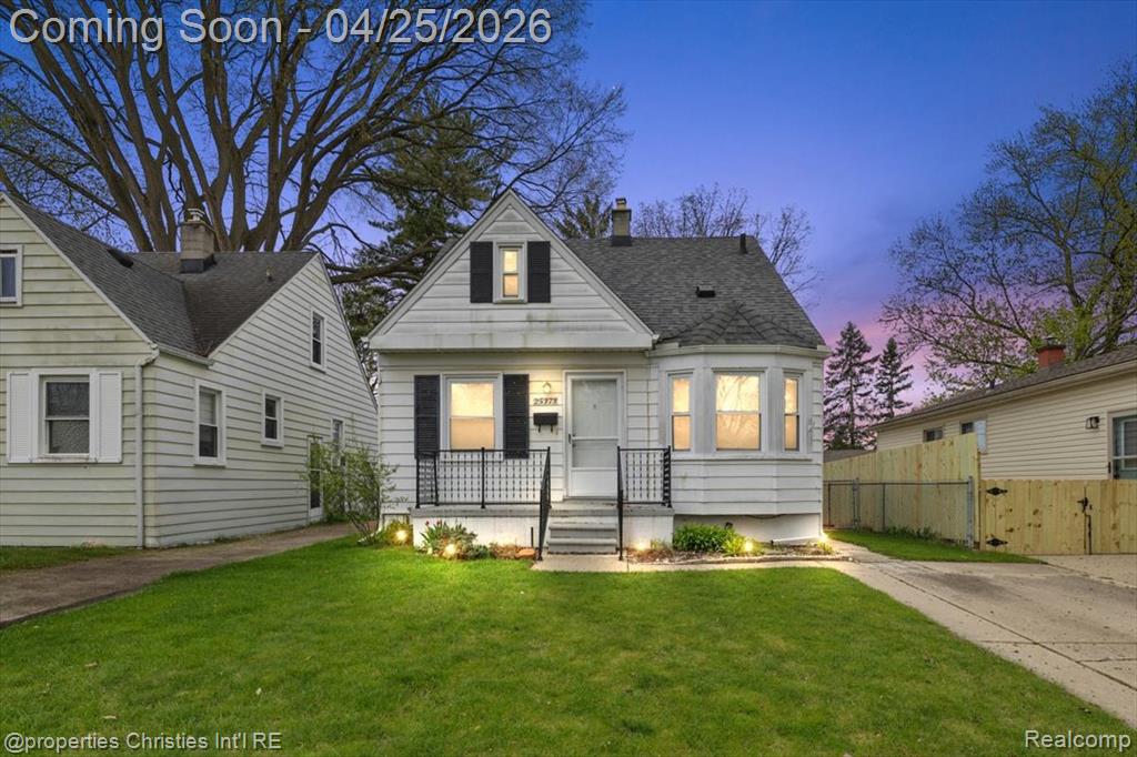 25373 Ivanhoe, Redford, MI 48239 — front exterior