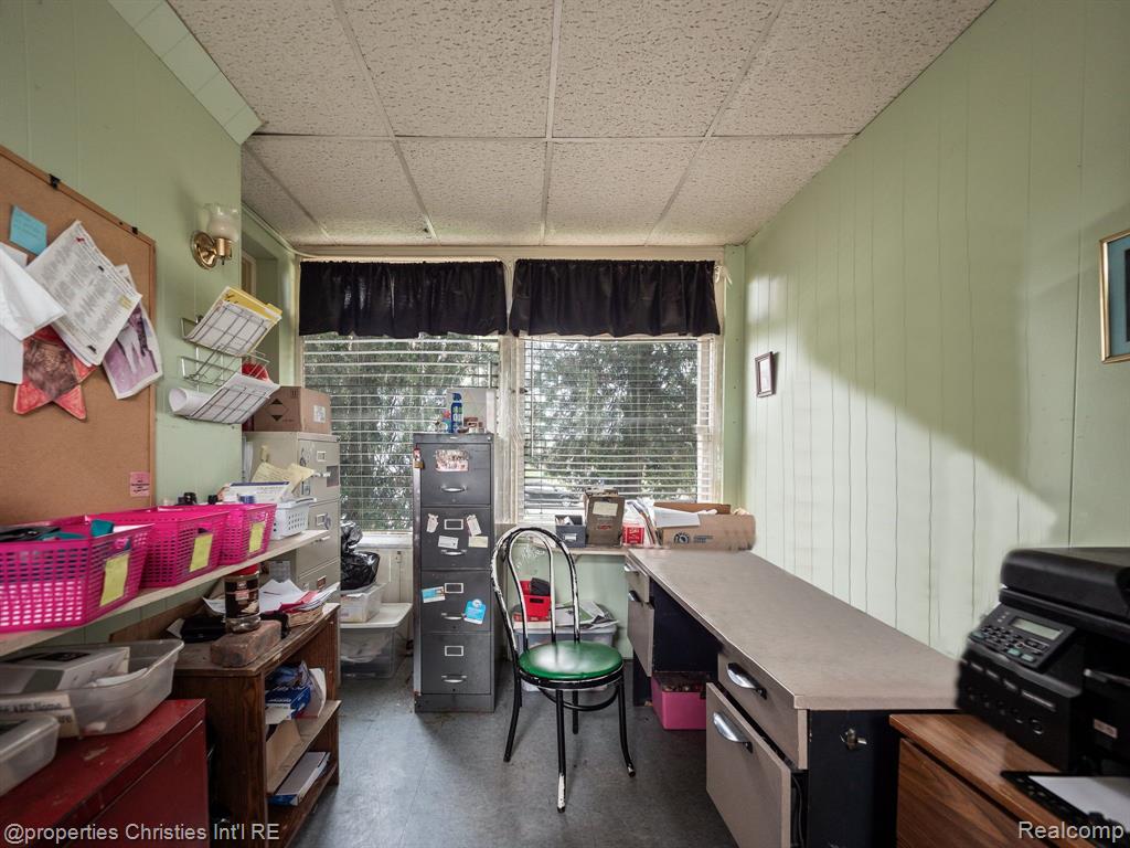 485 E GRAND Boulevard, Detroit, MI 48207 — Photo 18