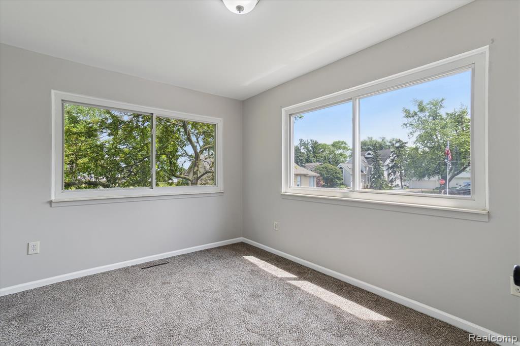 2145 Terrapin Street, Wolverine Lake, MI 48390 — Photo 21