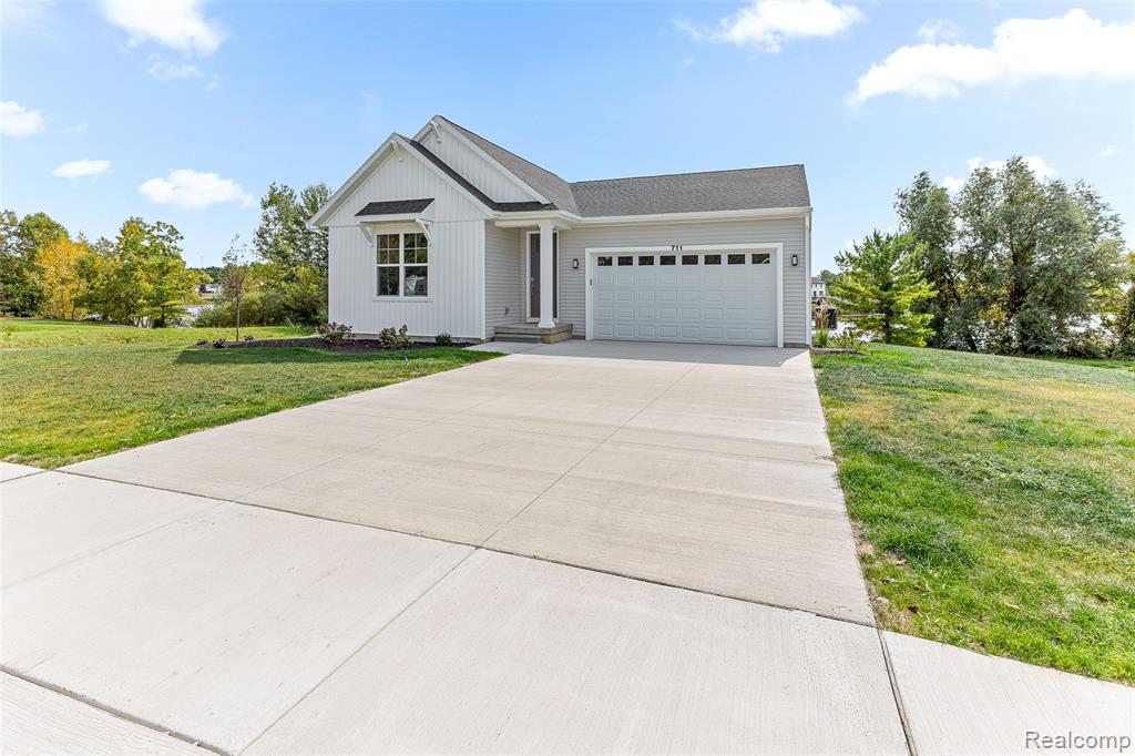 711 W Windward Way, Perry, MI 48872 — Photo 28