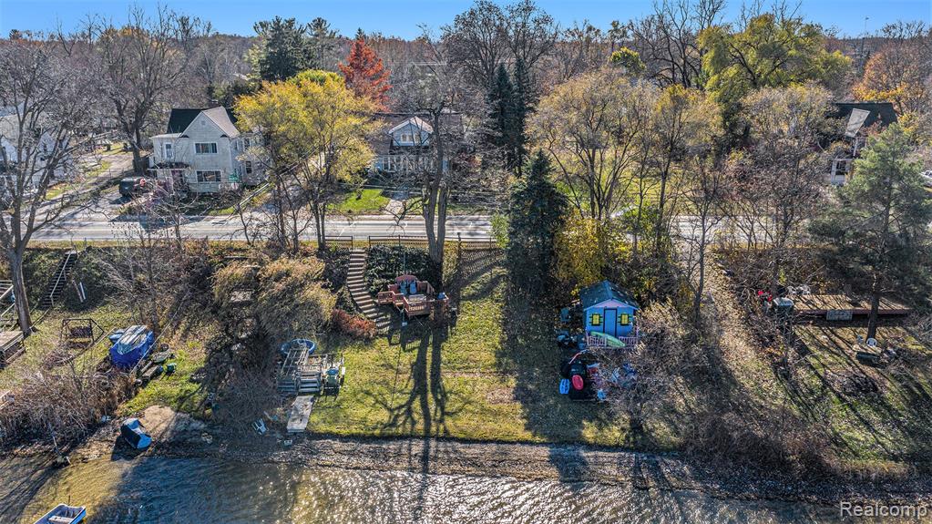 66 E Shore Drive, Whitmore Lake, MI 48189 — Photo 37