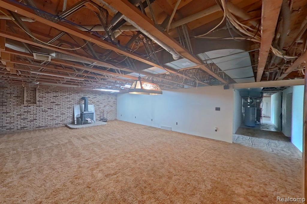 6523 ELLINWOOD Drive, White Lake, MI 48383 — Photo 33