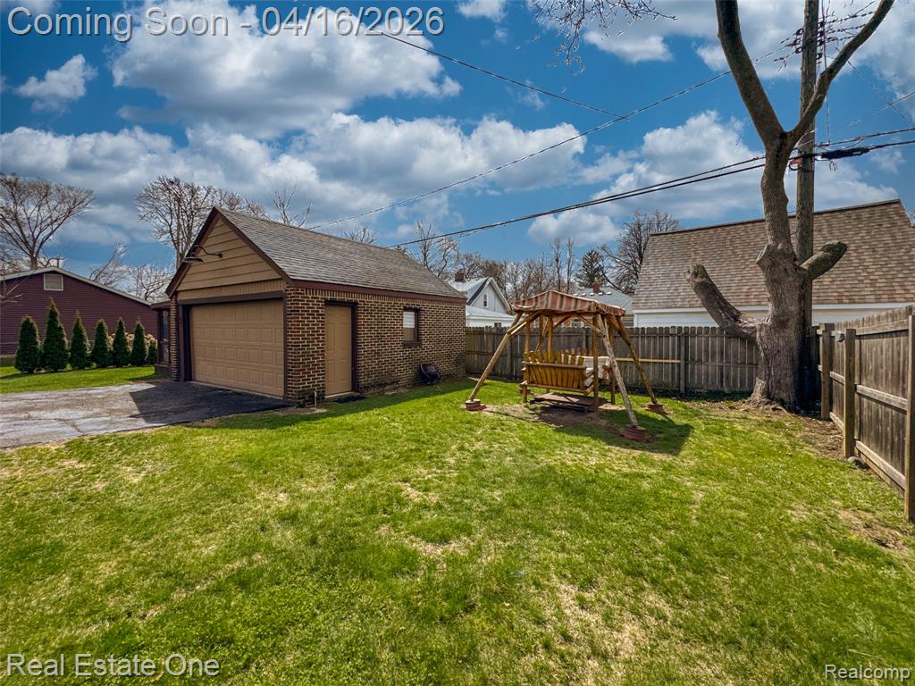 486 W Iroquois Road, Pontiac, MI 48341 — Photo 42