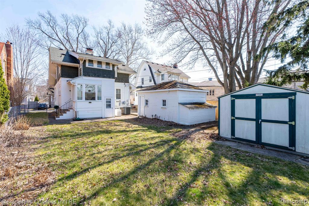 418 S Maple Avenue, Royal Oak, MI 48067 — Photo 35