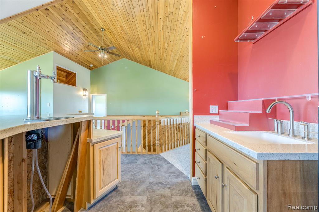 6455 LAKEVIEW Drive, MI — Photo 23