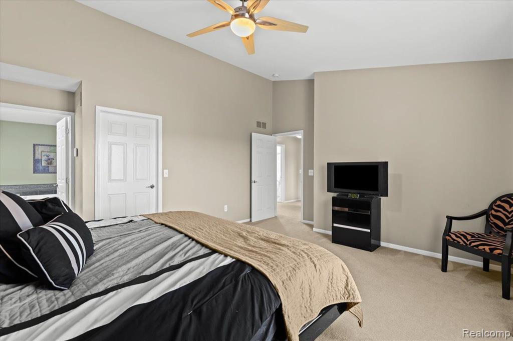 57322 HIDDEN TIMBERS Drive, South Lyon, MI 48178 — Photo 23