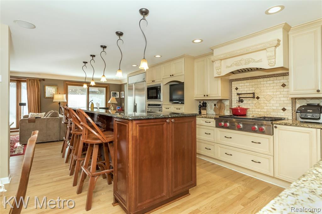 85 Stalwart Drive, Troy, MI 48098 — Photo 7