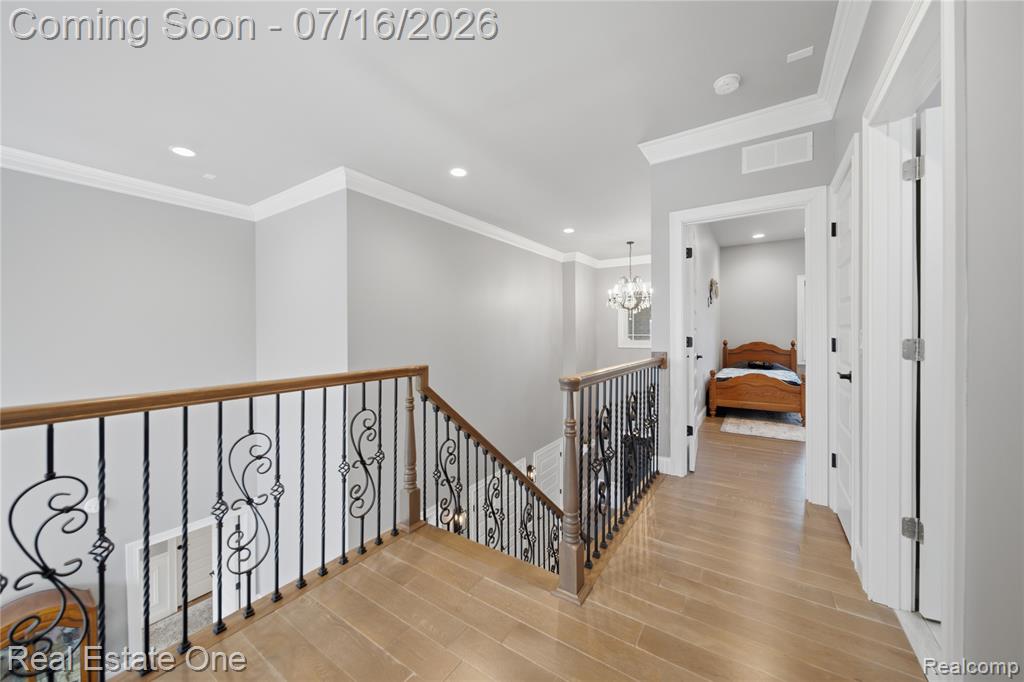 10641 Lone Oak Circle, Grand Blanc, MI 48439 — Photo 24
