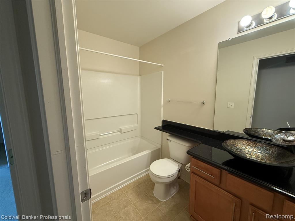 39792 ROCKCREST CIR, Northville, MI — Photo 16