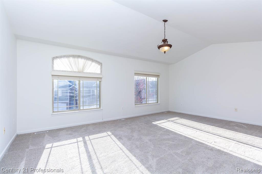6173 ELARZ Drive, Troy, MI 48085 — Photo 20