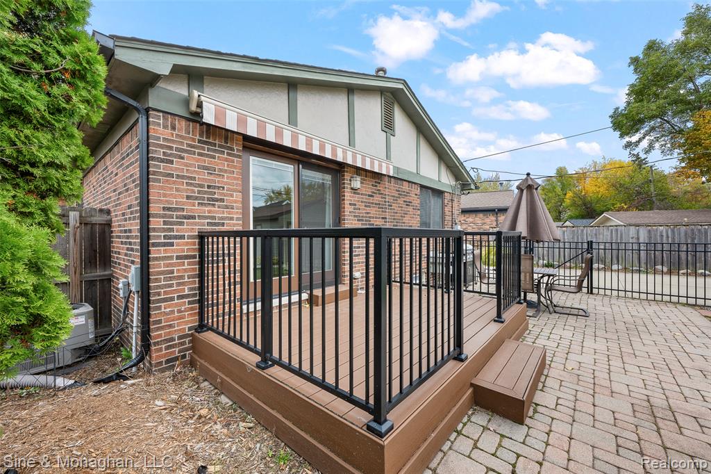 4419 Robinwood Avenue, Royal Oak, MI 48073 — Photo 40
