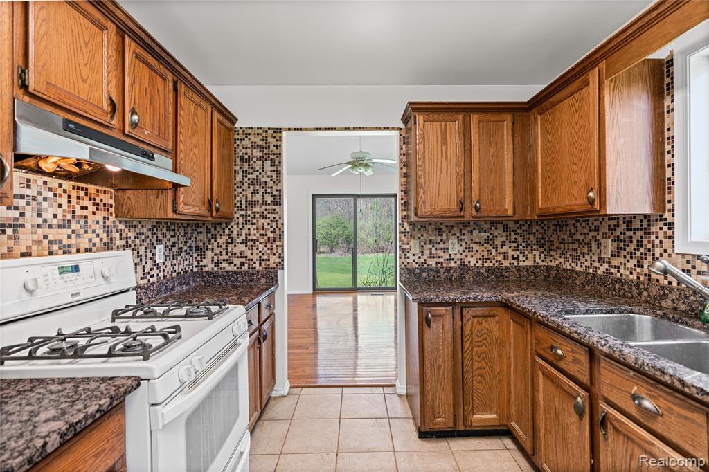 2281 Nandi Hills Trail, Swartz Creek, MI 48473 — Photo 13