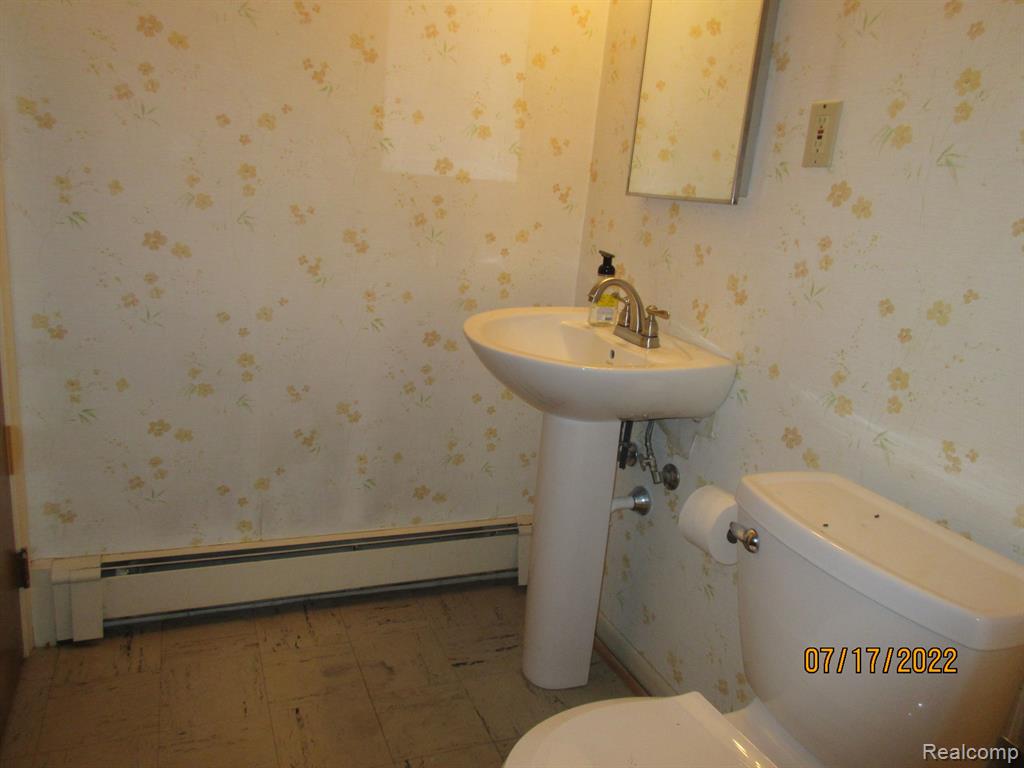 29497 GERALDINE Drive, Warren, MI 48093 — Photo 26
