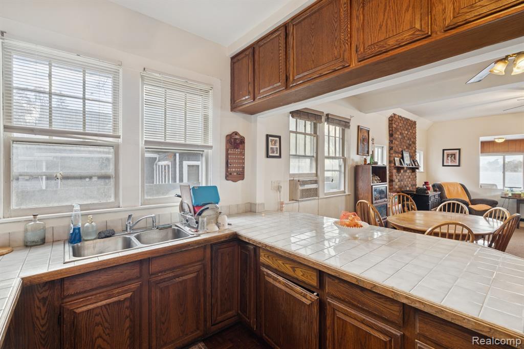 13056 Cussewago Drive, Fenton, MI 48430 — Photo 8