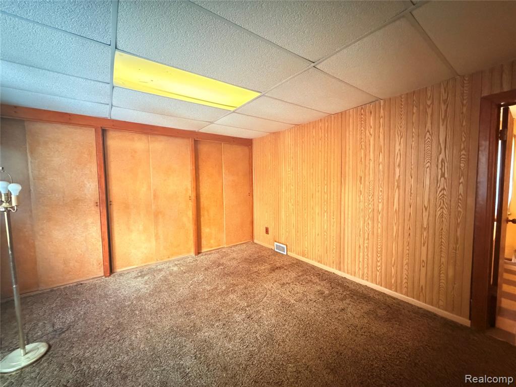 7041 Yinger Avenue, Dearborn, MI 48126 — Photo 25