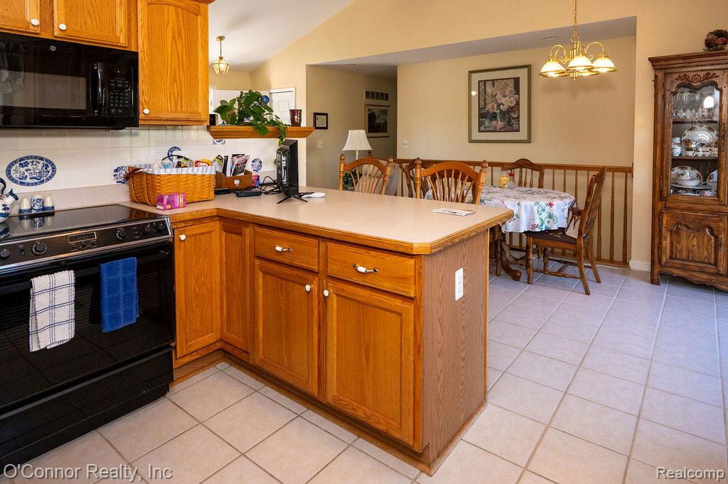 8552 Rynn Road, Avoca, MI 48006 — Photo 8