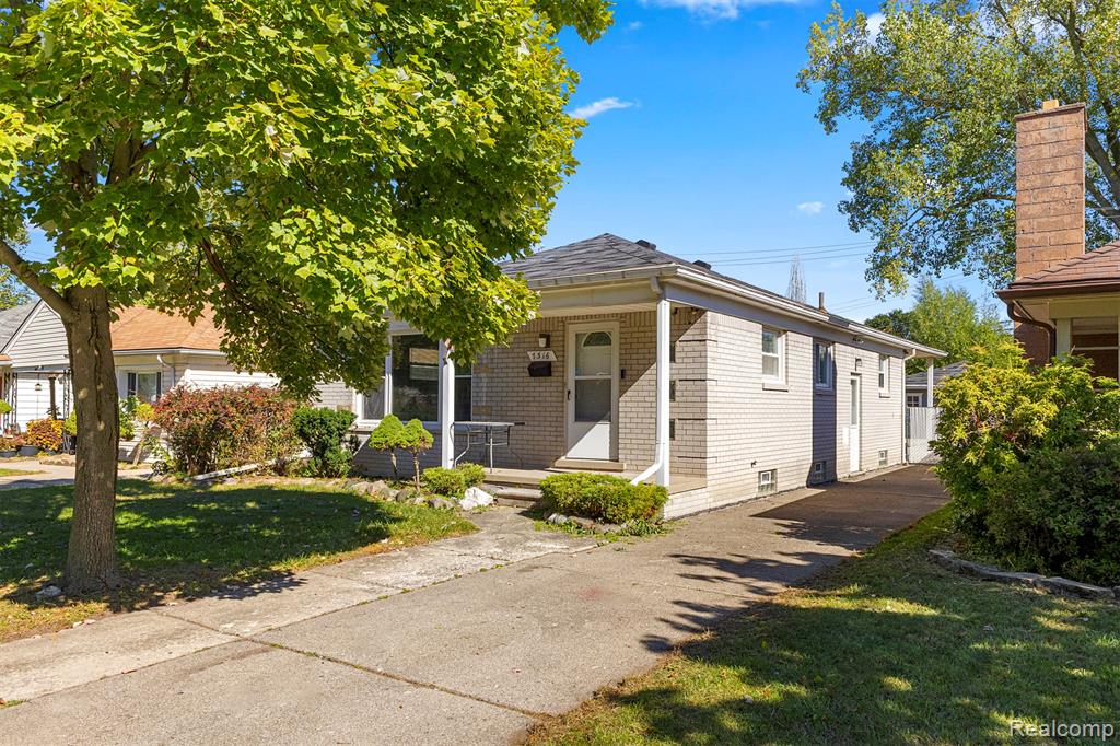 7316 Drexel Street, Dearborn Heights, MI 48127 — Photo 2
