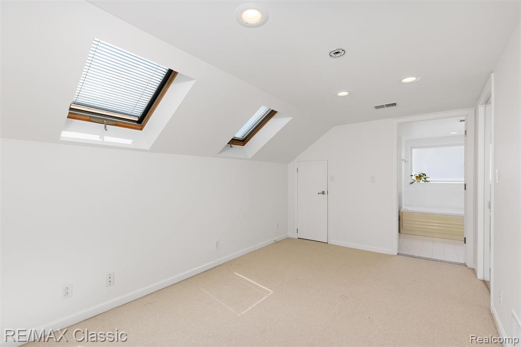 605 Fernwood Road, Royal Oak, MI 48067 — Photo 21