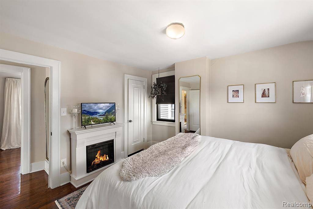 714 S Rembrandt Avenue, Royal Oak, MI 48067 — Photo 16