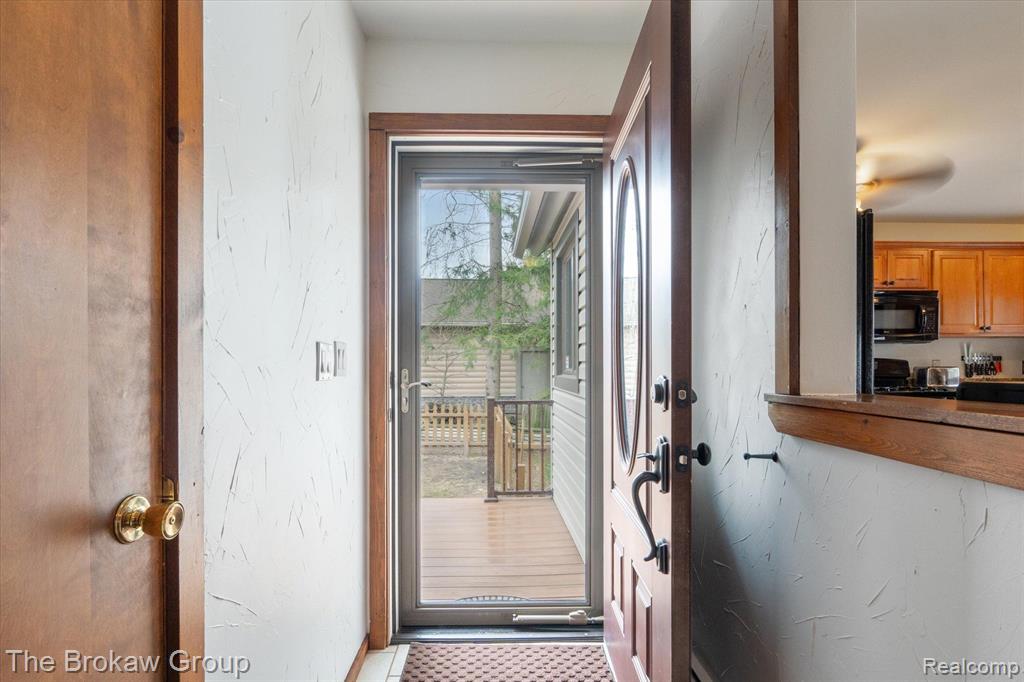 3032 WOODLAND Drive, Metamora, MI 48455 — Photo 15