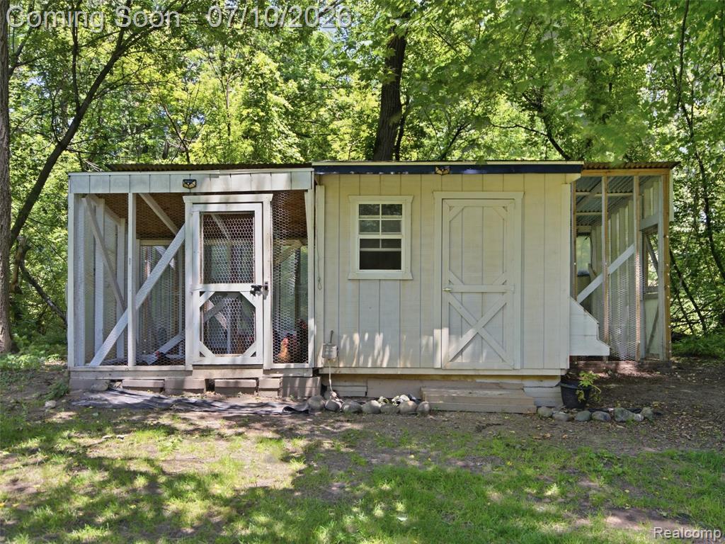 670 W Snell Road, Rochester, MI 48306 — Photo 60