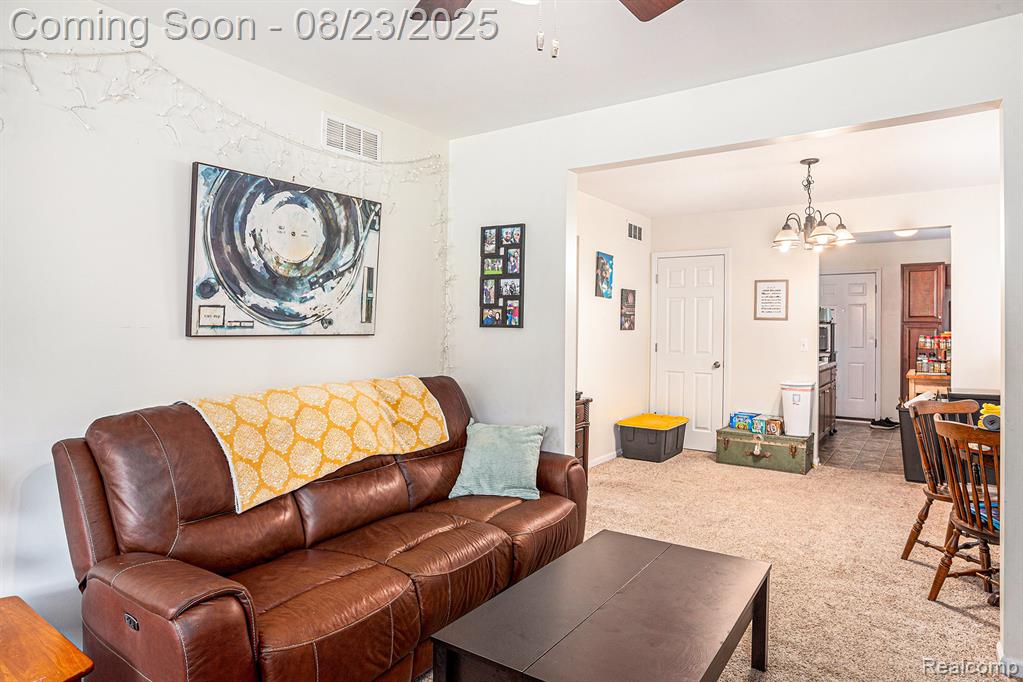 518 E Troy Street, Ferndale, MI 48220 — Photo 12
