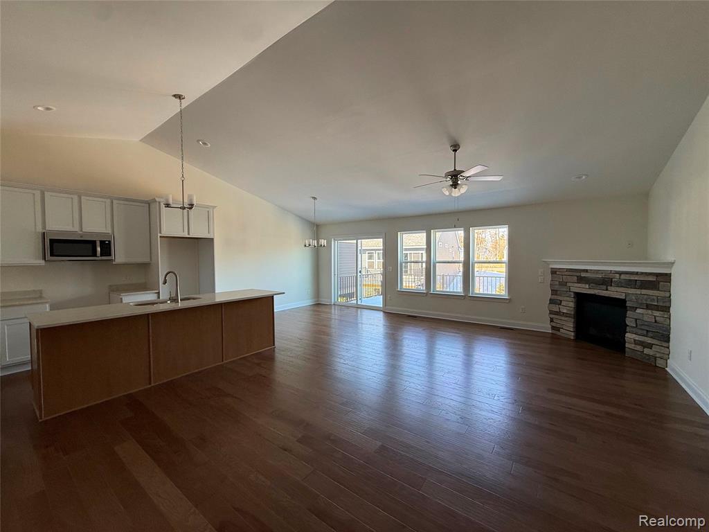 1044 Camellia Circle, 45, Howell, MI 48843 — Photo 7