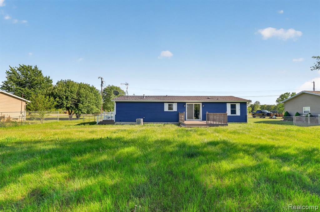 4050 Thompson Road, Linden, MI 48451 — Photo 7