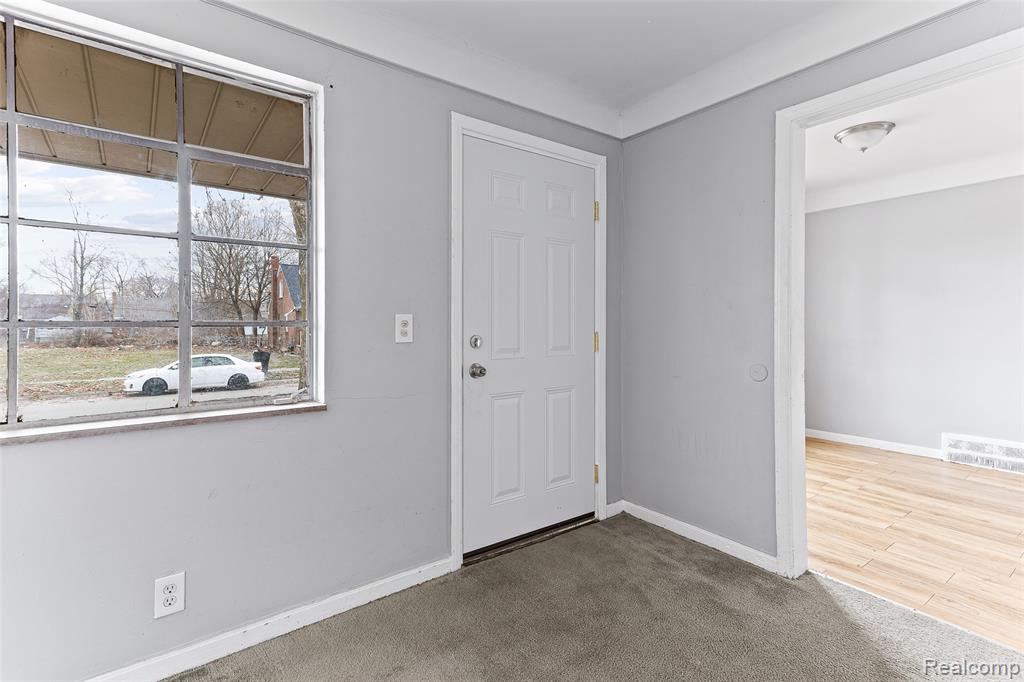 9327 Stout Street, Detroit, MI 48228 — Photo 7