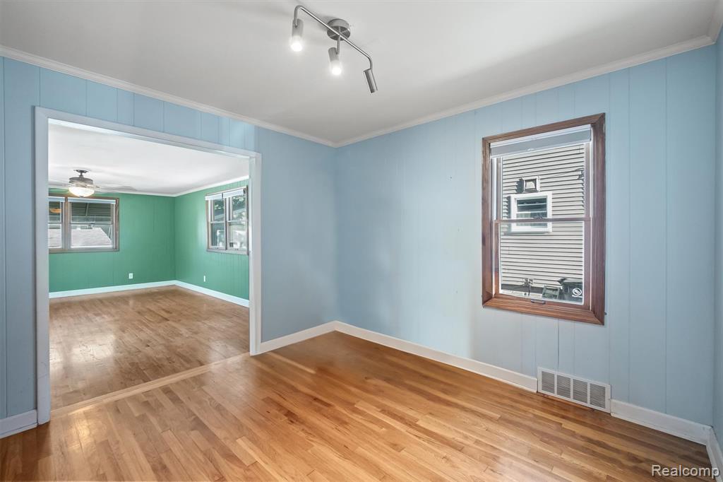 917 N Edison Avenue, Royal Oak, MI 48067 — Photo 26
