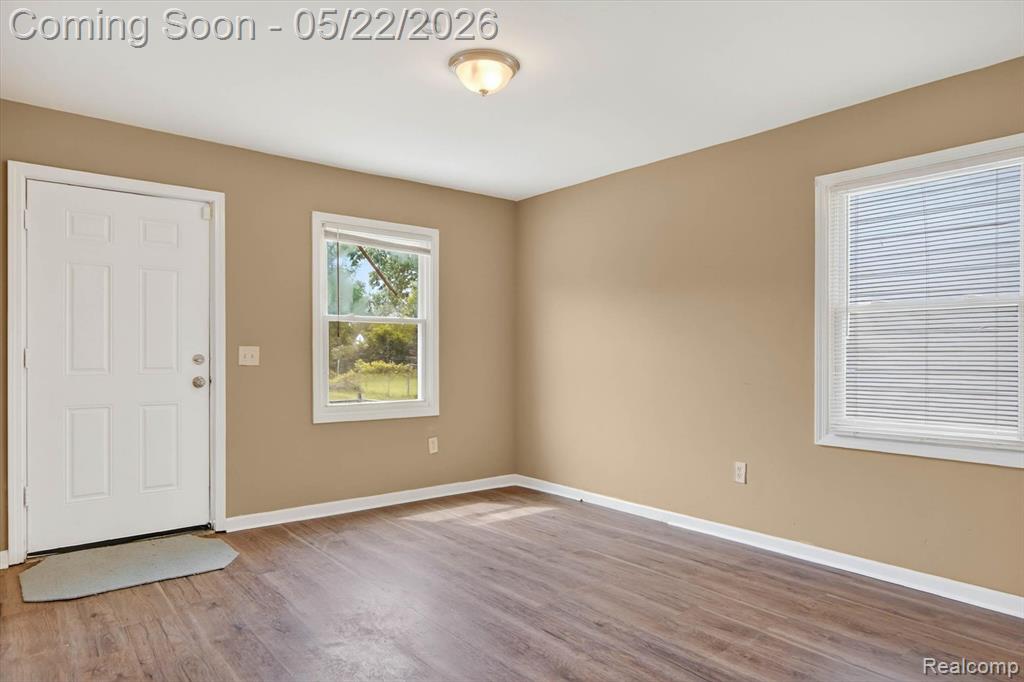 9160 Winthrop Street, Detroit, MI 48228 — Photo 10