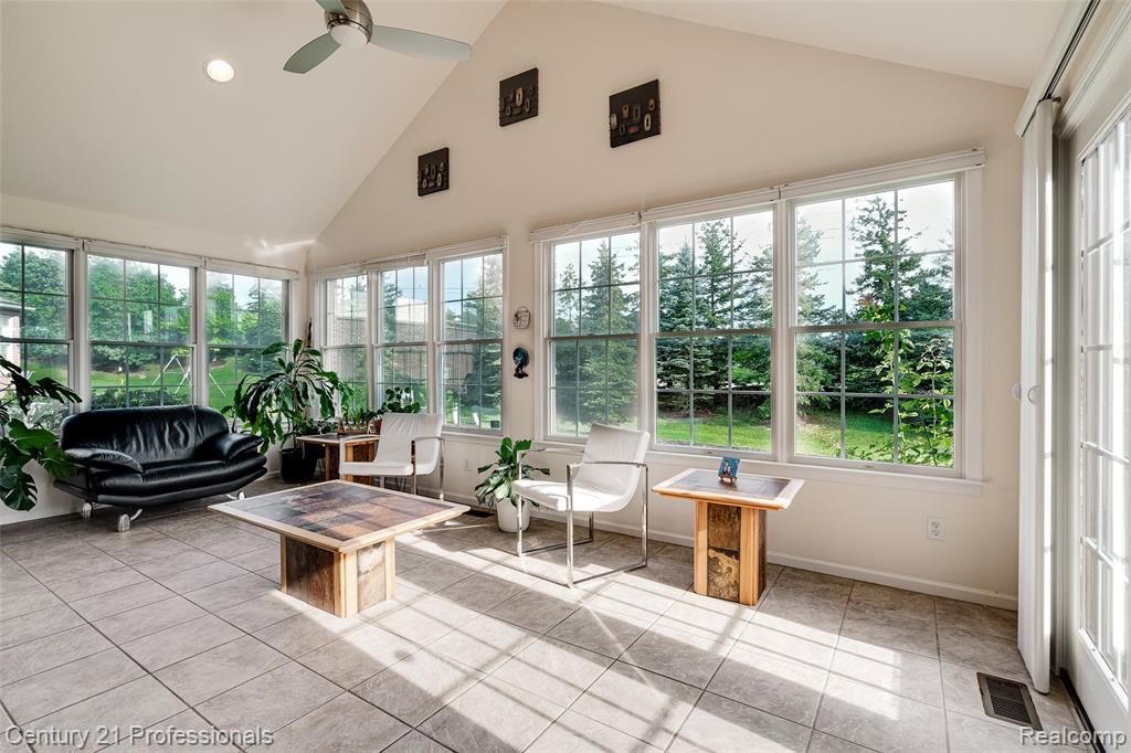 50553 Billenca Drive, Novi, MI — Photo 45