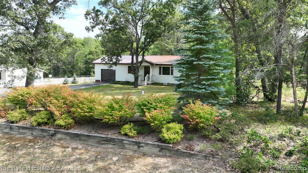 7215 TUSCARORA Circle, Indian River, MI 49749 — Photo 7