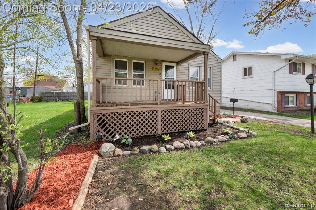 23392 Cayuga Avenue, Hazel Park, MI 48030 — Photo 3