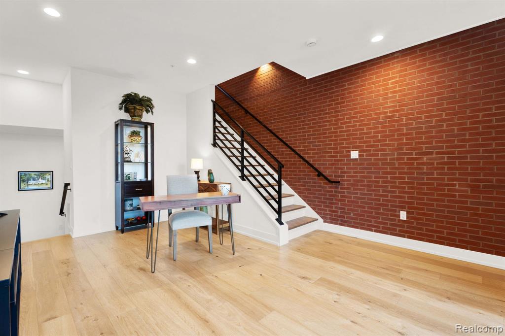 246 Edmund Place, Detroit, MI 48201 — Photo 3