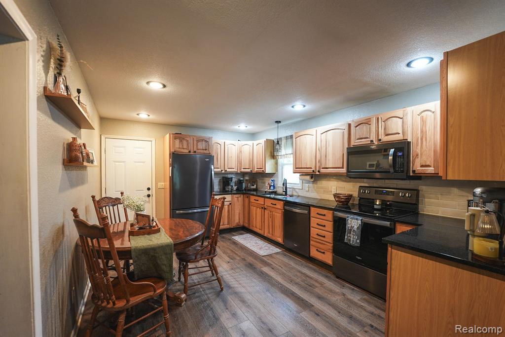 9801 E NEWBURG Road, Durand, MI 48429 — Photo 4