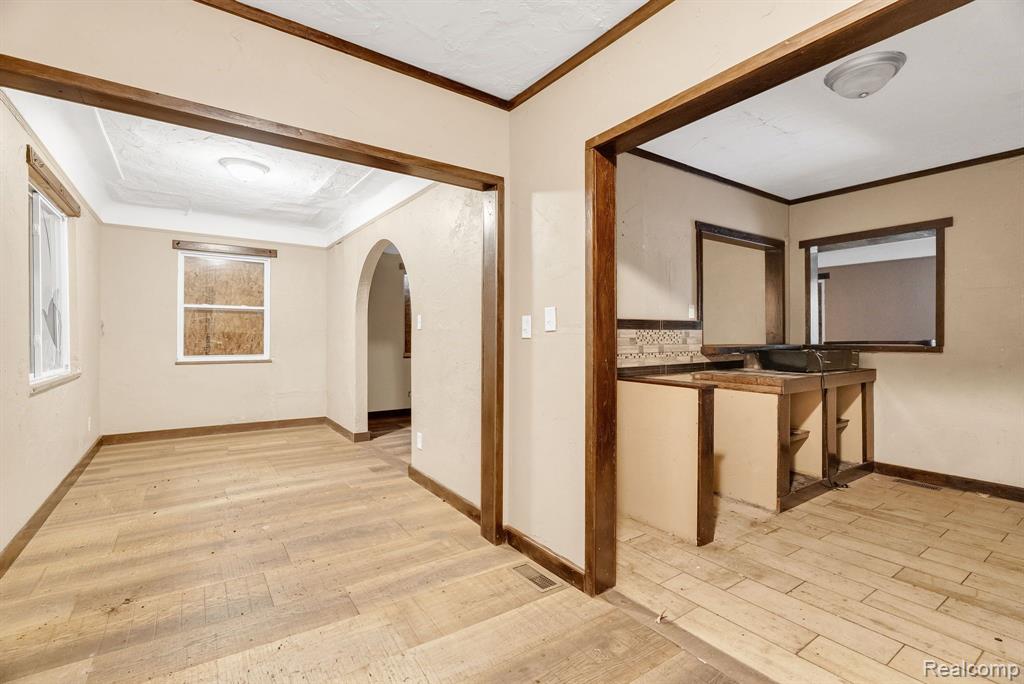 9935 BALFOUR Road, Detroit, MI 48224 — Photo 14
