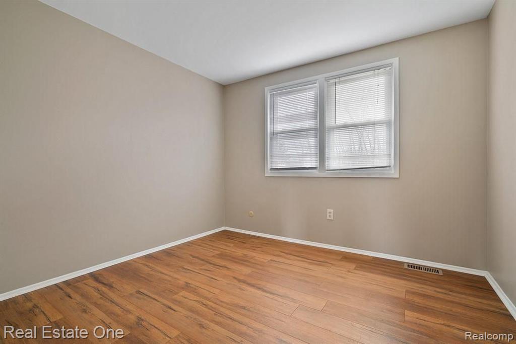 5139 BUCKINGHAM, Troy, MI 48098 — Photo 13