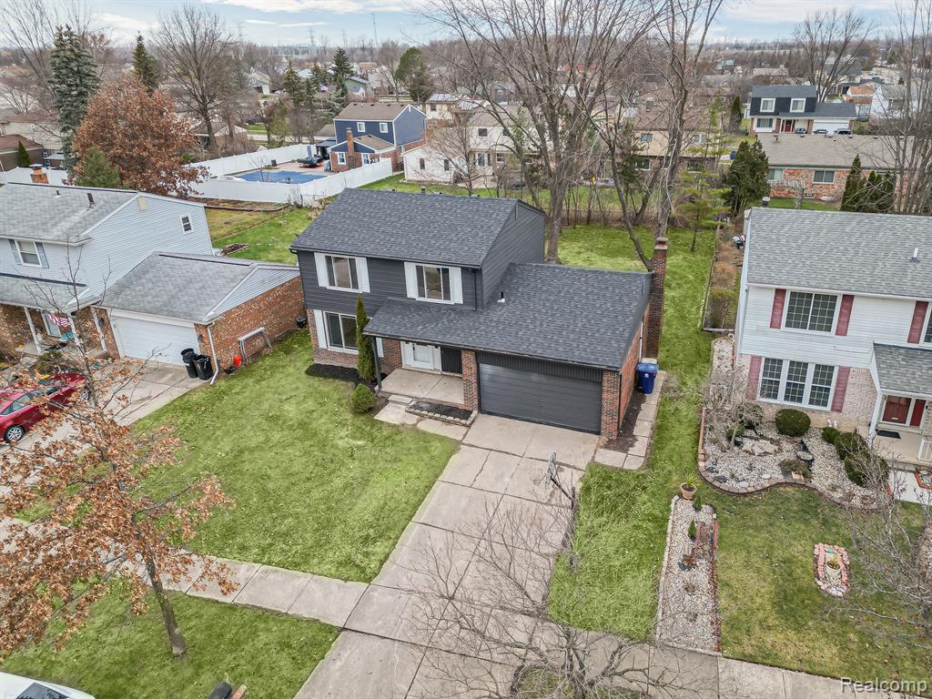42484 MAJESTIC, Canton, MI 48188 — Photo 2