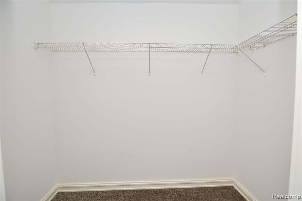 3800 Lakeview Boulevard, Orchard Lake Village, MI 48324 — Photo 24