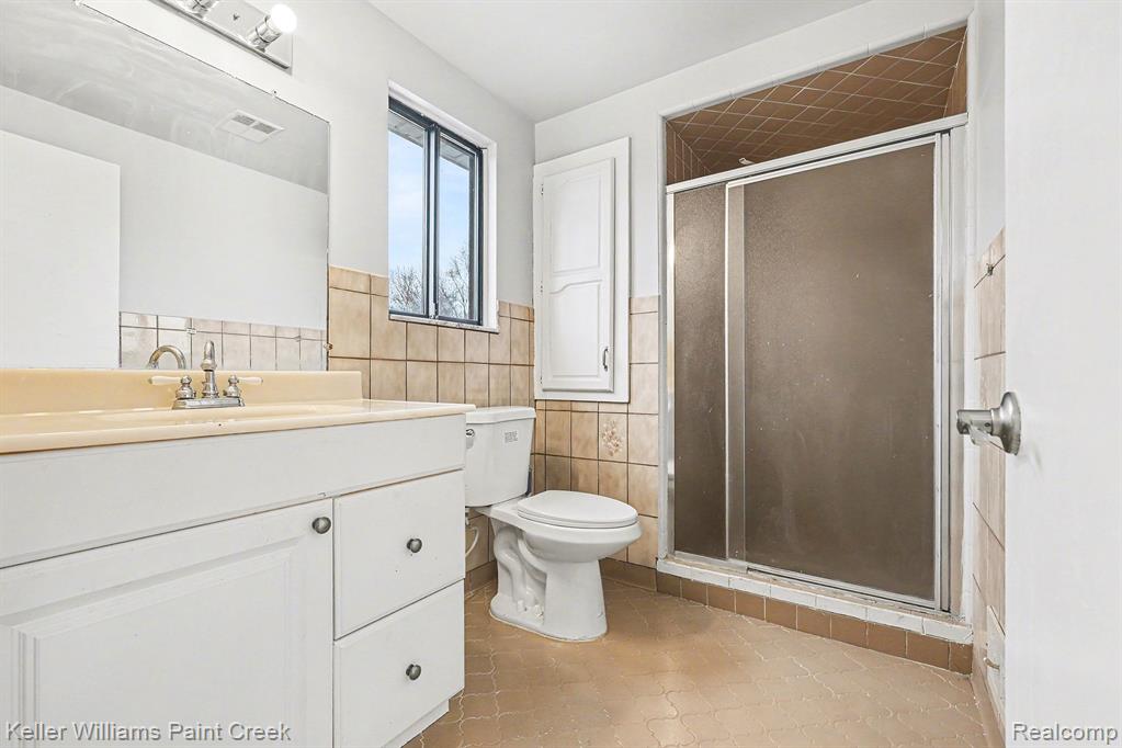 47064 Sarnus Drive, Macomb, MI 48044 — Photo 26