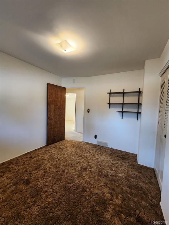 801 WORCHESTER Drive, Fenton, MI 48430 — Photo 15