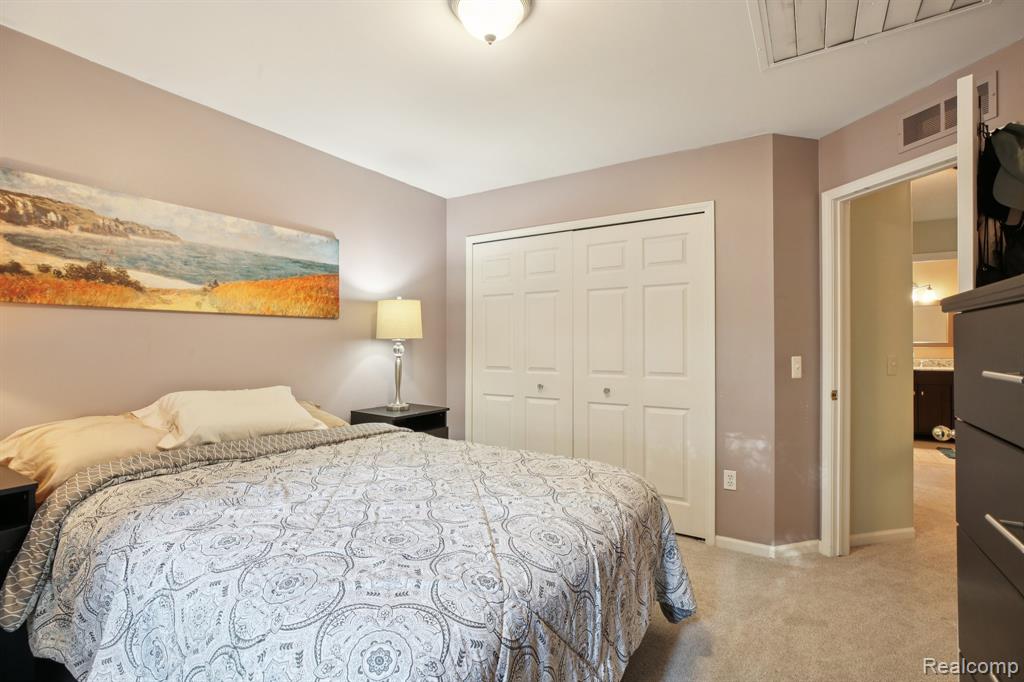 7680 Allen Road, Clarkston, MI 48348 — Photo 32