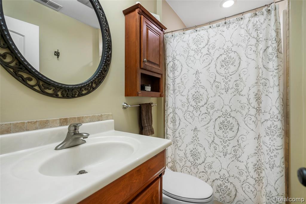 41961 Saltz Road, Canton, MI 48187 — Photo 32